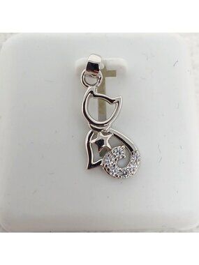 Cat & Star 925 Silver Pendant With Cubic Zirconia Accents #J11-d